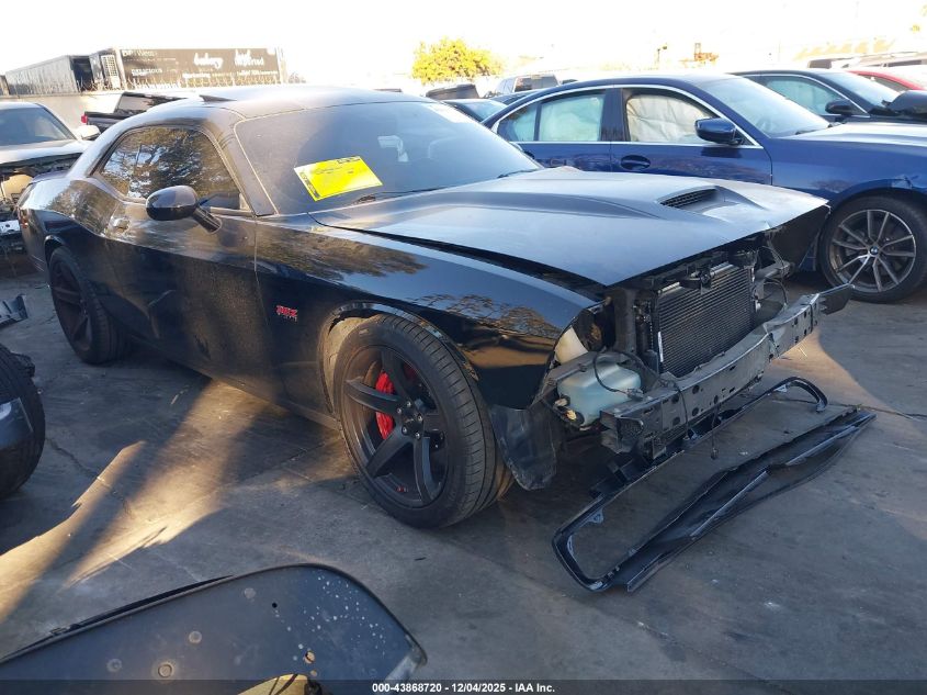 DODGE CHALLENGER SRT 392