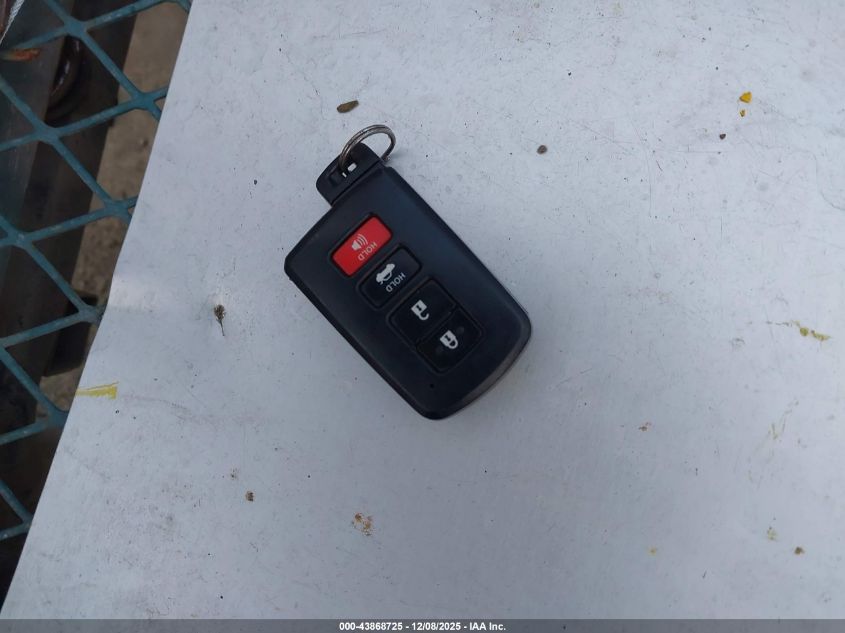 2012 Toyota Camry Hybrid Le/Xle VIN: 4T1BD1FK2CU053819 Lot: 43868725