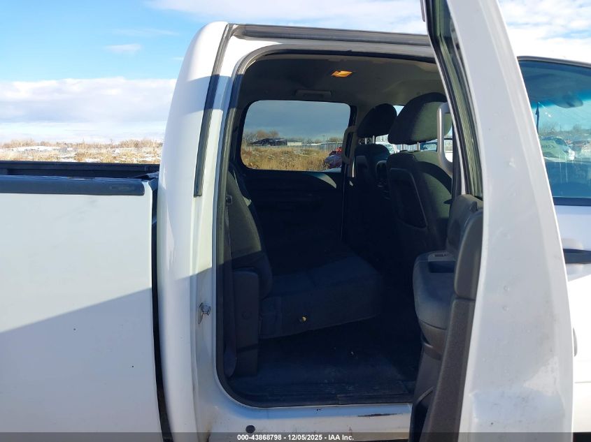 2014 GMC Sierra 3500Hd Sle VIN: 1GT423CG7EF120632 Lot: 43868798