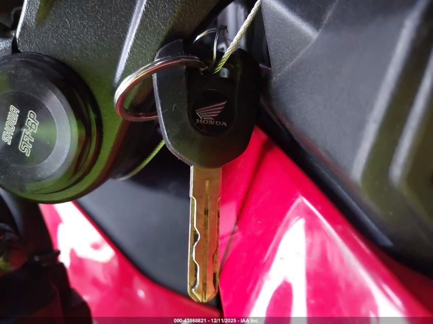 2024 Honda Cbr650 R VIN: MLHRH1558R5001663 Lot: 43868821