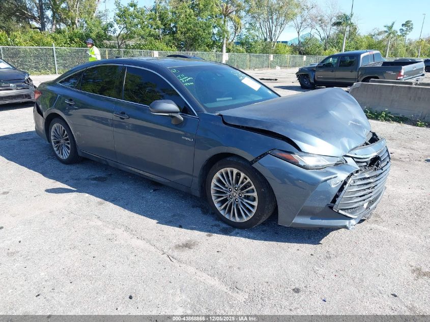 TOYOTA AVALON LIMITED HYBRID