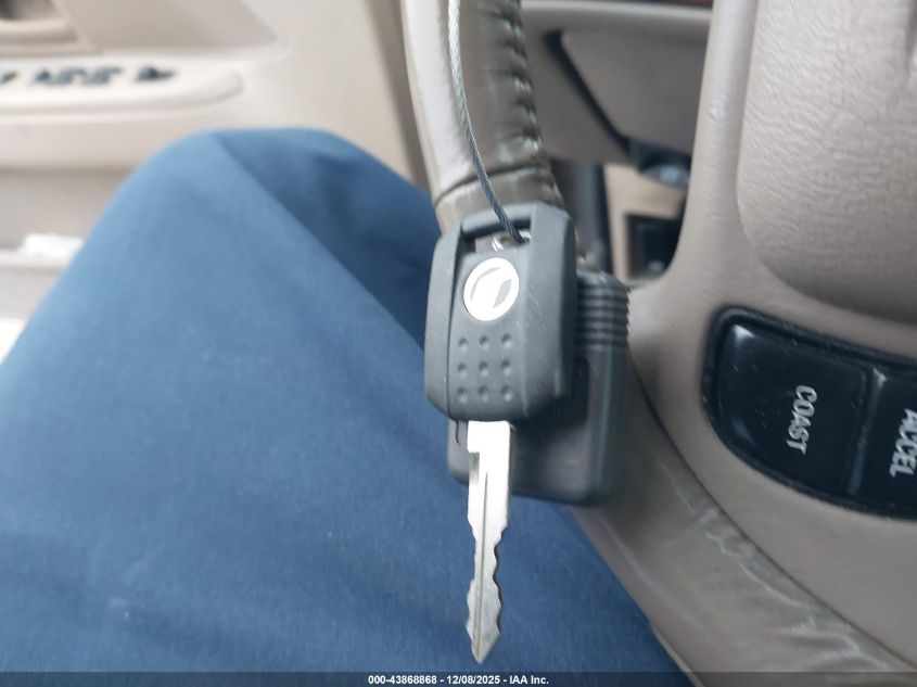 2004 Mercury Grand Marquis Ls VIN: 2MEFM75W14X655181 Lot: 43868868