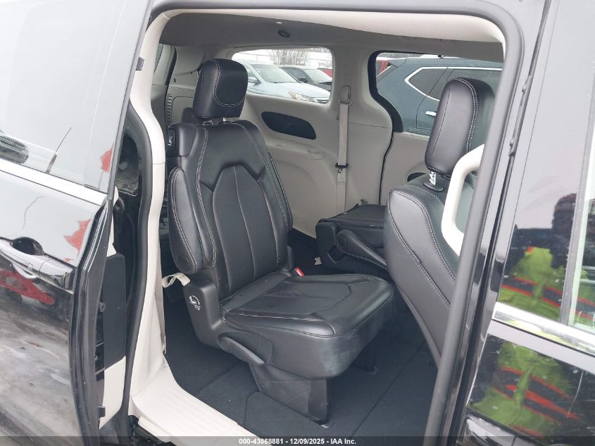 2024 Chrysler Pacifica Touring L VIN: 2C4RC1BG2RR135322 Lot: 43868881