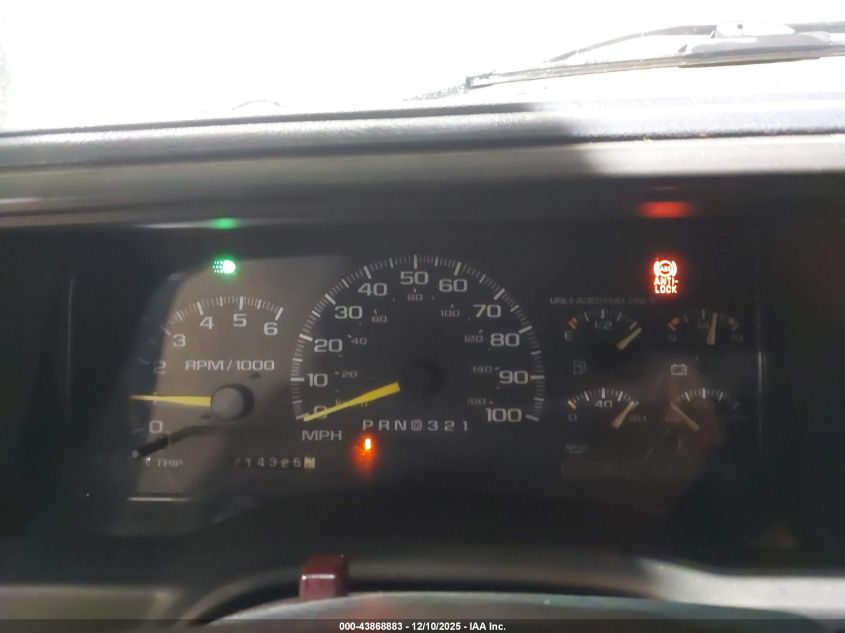 1997 GMC Suburban 1500 Slt Cmi VIN: 3GKFK16R8VG516629 Lot: 43868883