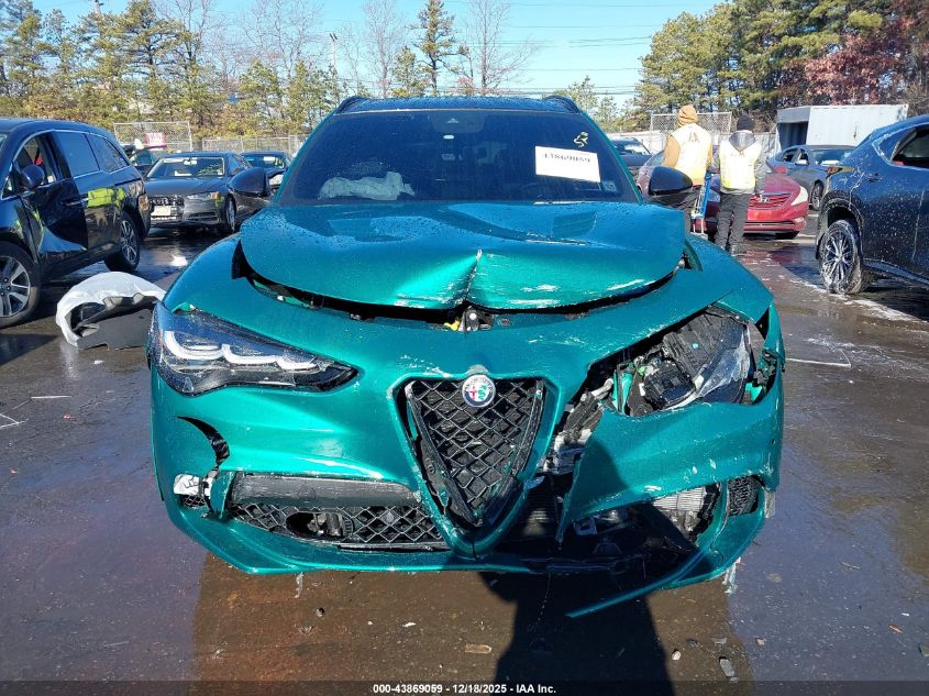 2024 Alfa Romeo Stelvio Quadrifoglio Carbon Awd VIN: ZASPAKEV4R7D93444 Lot: 43869059
