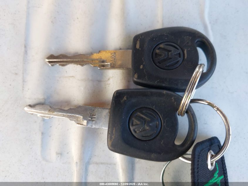 1999 Volkswagen Eurovan Mv VIN: WV2NH2705XH125685 Lot: 43869060