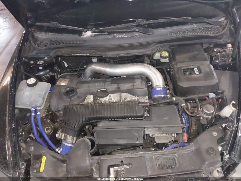 2005 Volvo V50 T5/T5 Awd VIN: YV1MJ682952079116 Lot: 43869079