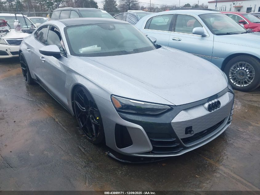 AUDI E-TRON PREMIUM PLUS QUATTRO