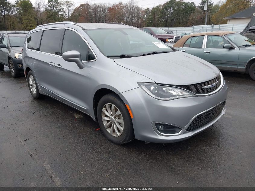 CHRYSLER PACIFICA TOURING L