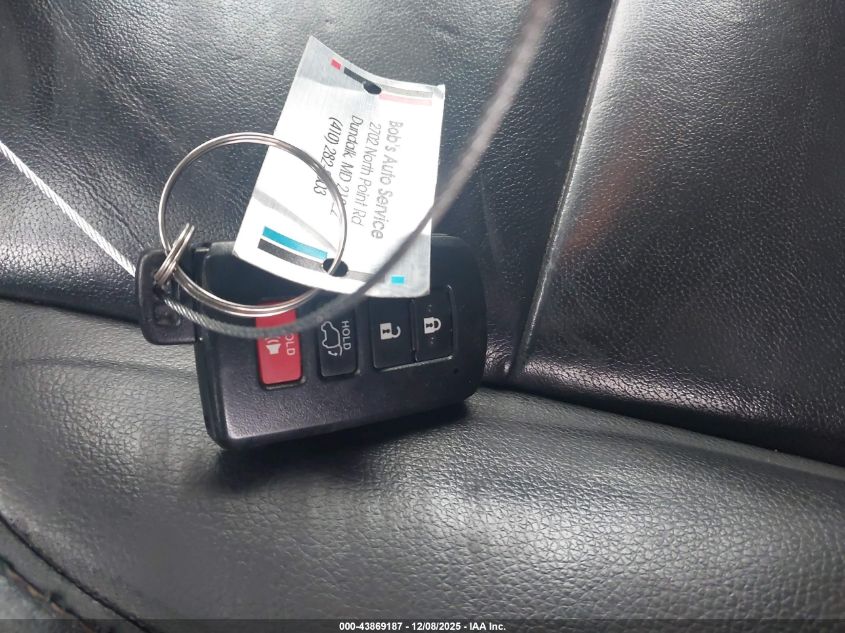 2019 Toyota Highlander Xle VIN: 5TDJZRFH1KS579270 Lot: 43869187