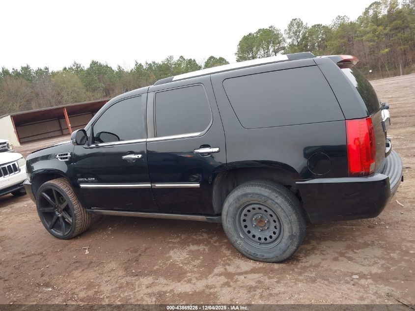 2010 Cadillac Escalade Premium VIN: 1GYUCCEF9AR246737 Lot: 43869226