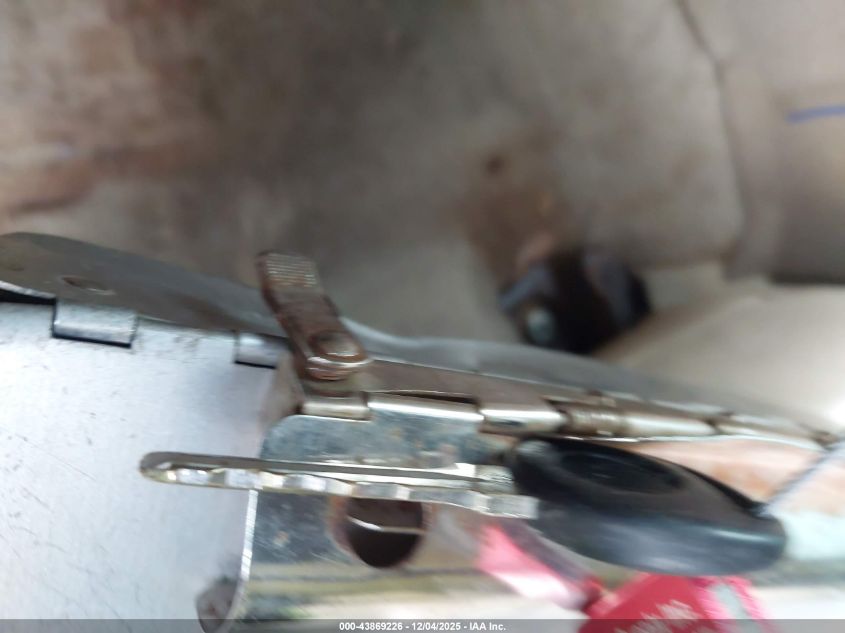 2010 Cadillac Escalade Premium VIN: 1GYUCCEF9AR246737 Lot: 43869226