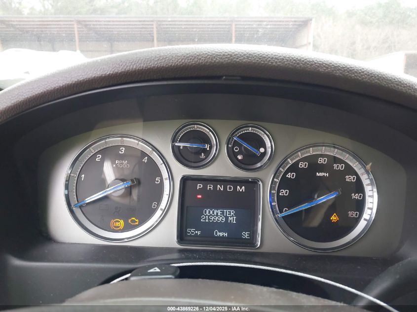 2010 Cadillac Escalade Premium VIN: 1GYUCCEF9AR246737 Lot: 43869226