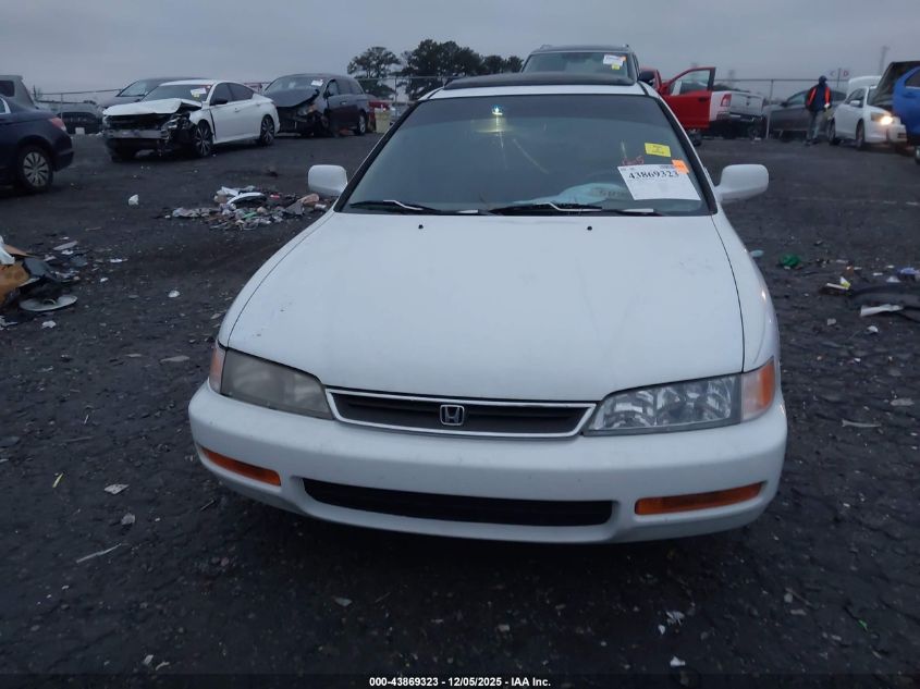 1997 Honda Accord Sdn Ex VIN: 1HGCD5666VA146318 Lot: 43869323