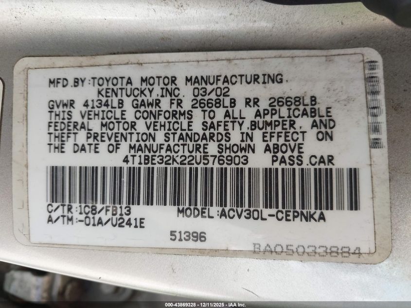 2002 Toyota Camry Le VIN: 4T1BE32K22U576903 Lot: 43869328