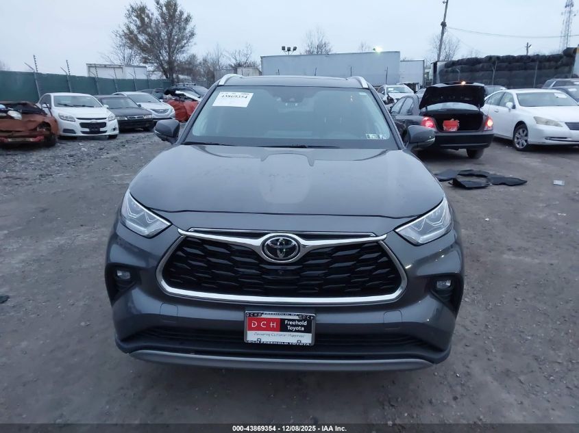 2025 Toyota Highlander Hybrid Platinum VIN: 5TDEBRCH9SS672631 Lot: 43869354
