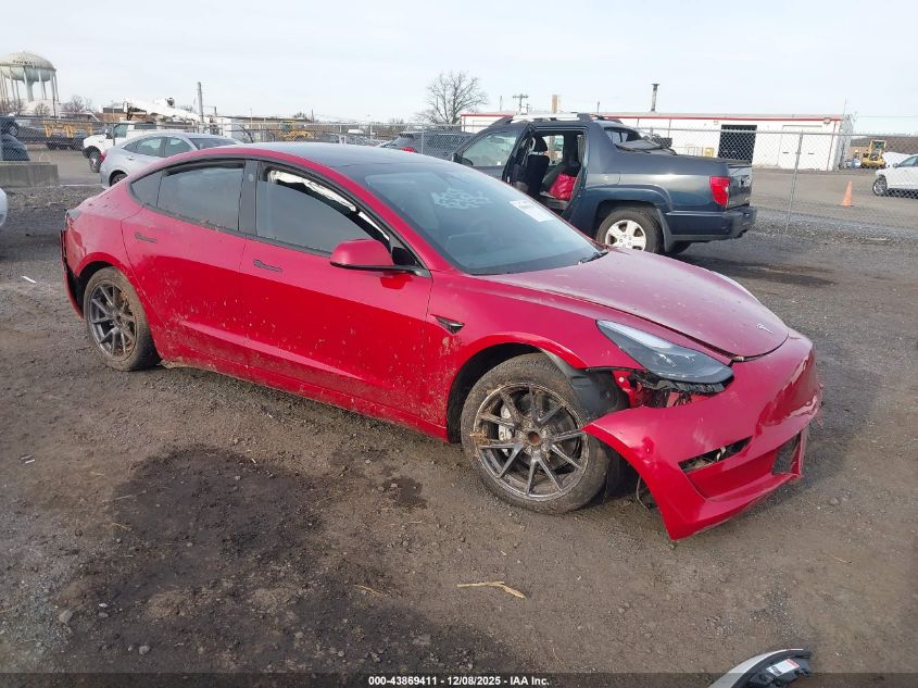 TESLA MODEL 3 REAR-WHEEL DRIVE