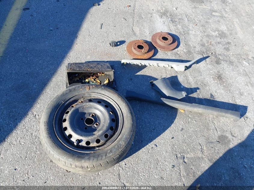 2007 Toyota Yaris VIN: JTDJT923175068943 Lot: 43869413