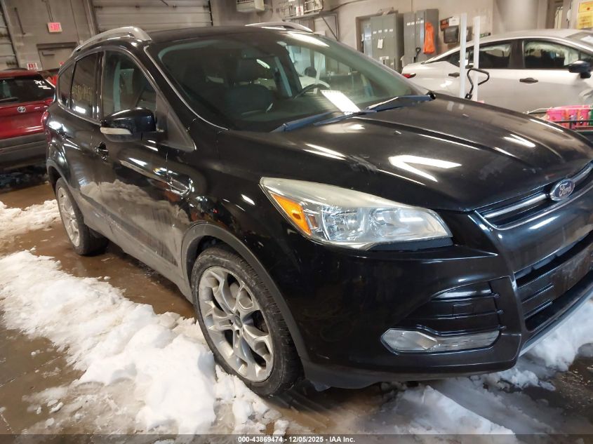 FORD ESCAPE TITANIUM