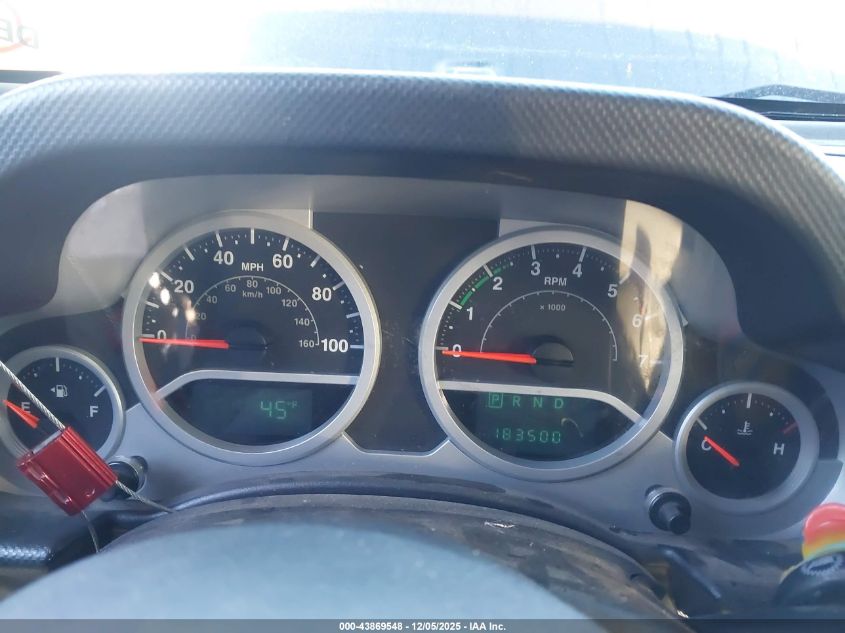 2008 Jeep Wrangler Unlimited Sahara VIN: 1J4GA59158L615961 Lot: 43869548