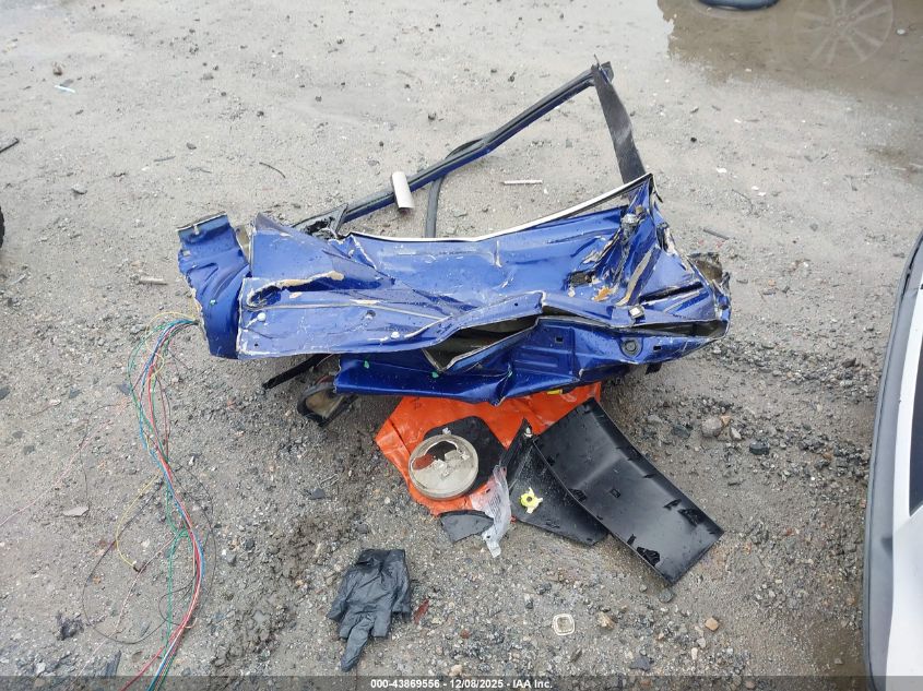 2015 Toyota Rav4 Xle VIN: 2T3RFREV7FW305207 Lot: 43869556