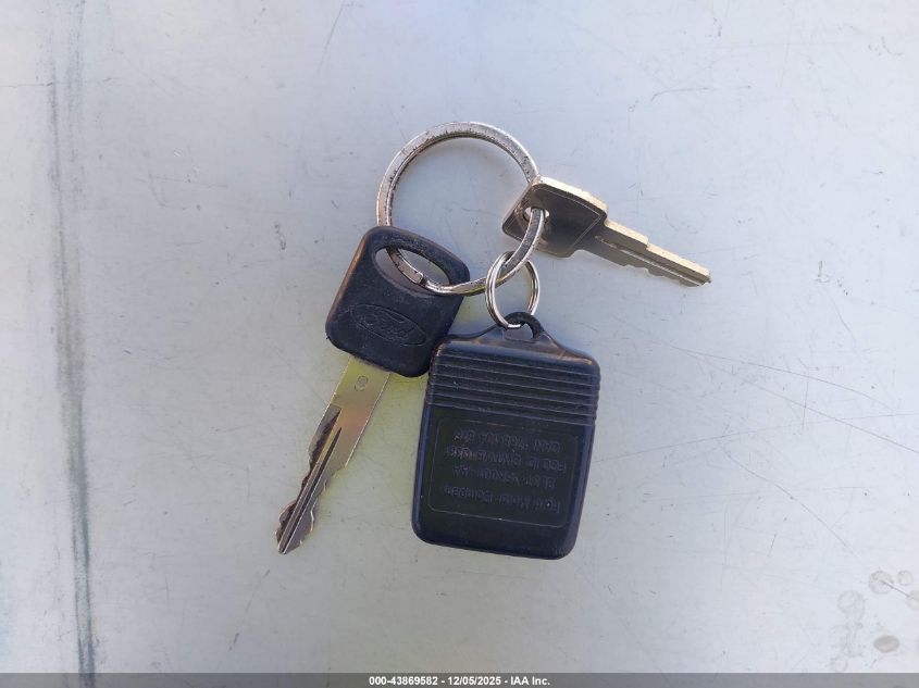 2003 Ford F-250 Lariat/Xl/Xlt VIN: 1FTNW21F83EB05458 Lot: 43869582