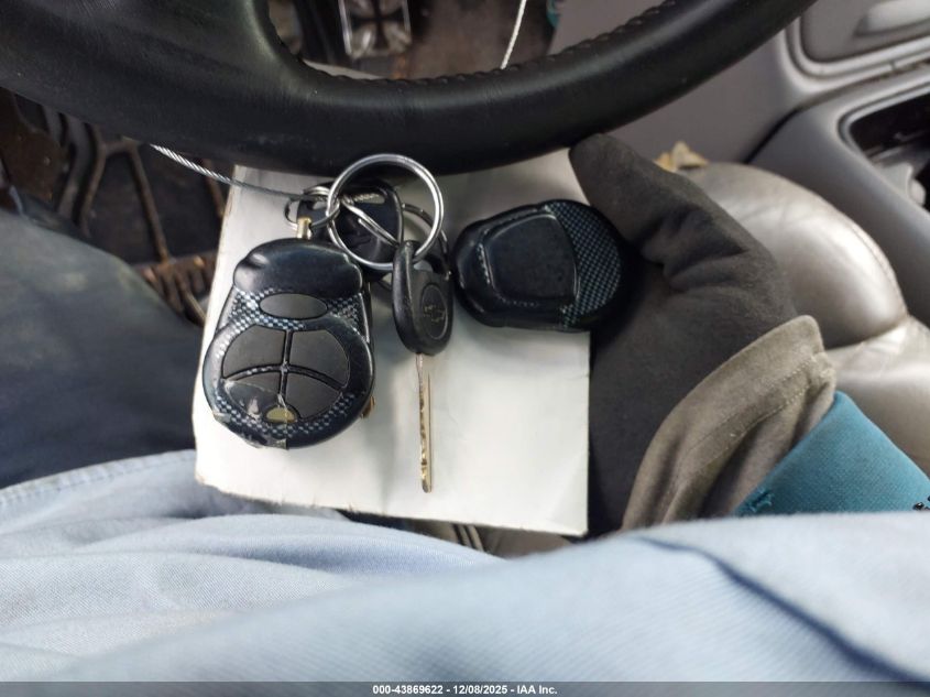 2001 Chevrolet Suburban 1500 Lt VIN: 3GNFK16T11G140297 Lot: 43869622