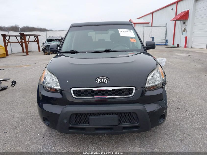 2011 Kia Soul + VIN: KNDJT2A2XB7258298 Lot: 43869678