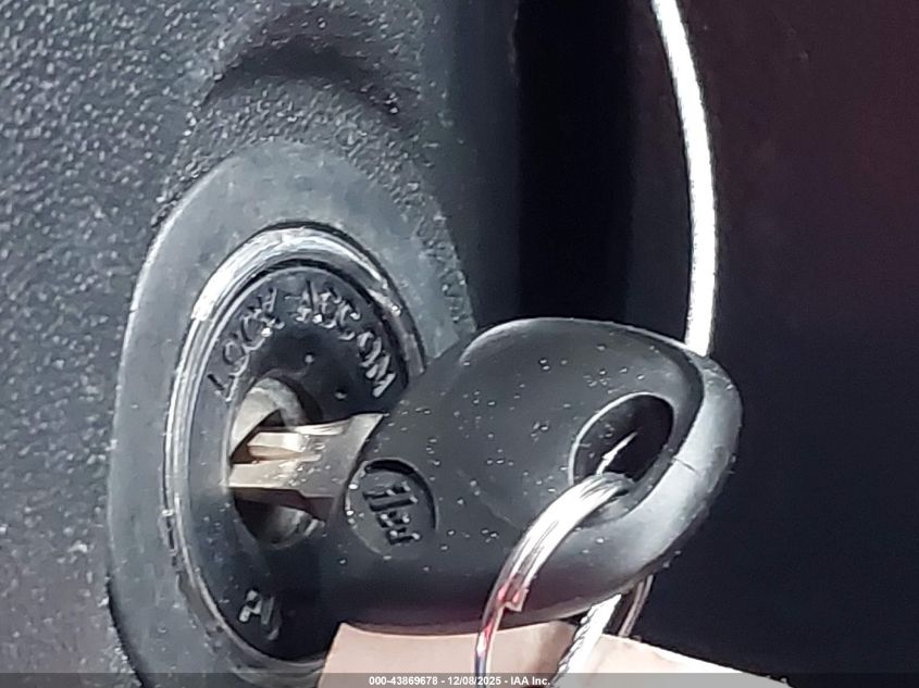 2011 Kia Soul + VIN: KNDJT2A2XB7258298 Lot: 43869678