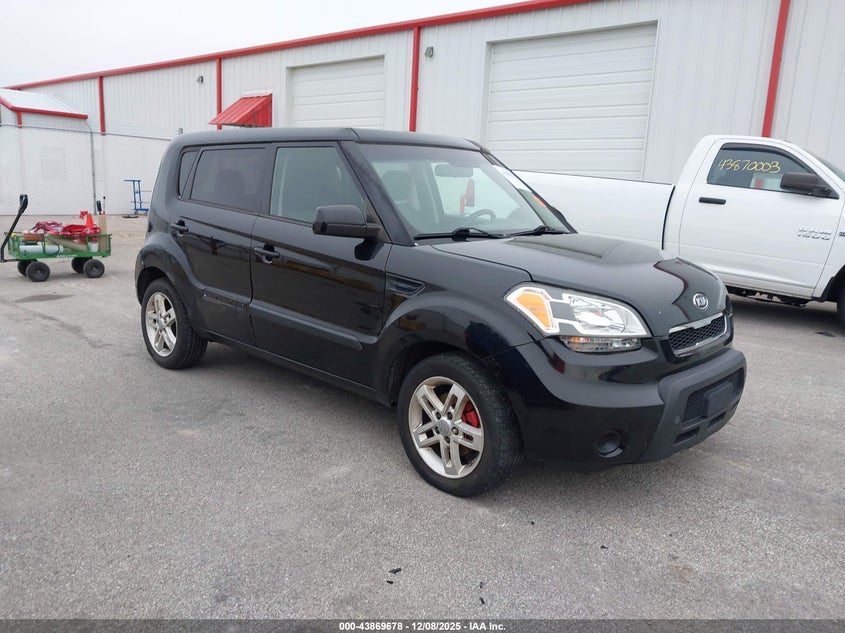 2011 Kia Soul +