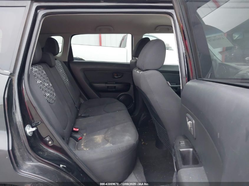 2011 Kia Soul + VIN: KNDJT2A2XB7258298 Lot: 43869678