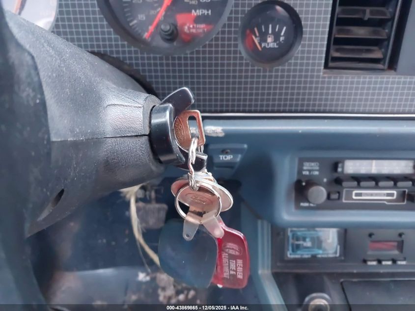 1986 Ford Mustang Lx/Gt VIN: 1FABP2732GF226733 Lot: 43869865