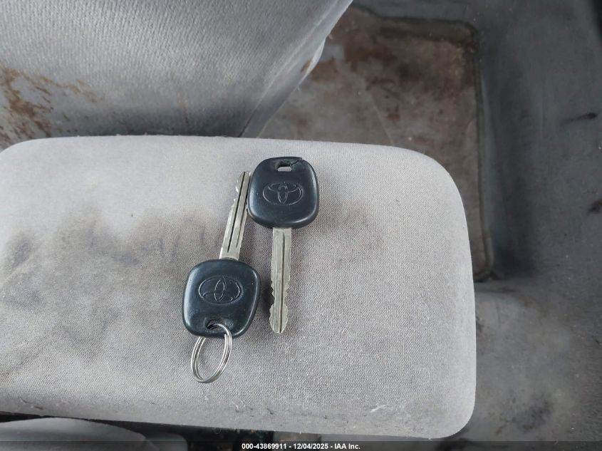 2005 Toyota Corolla Le VIN: 2T1BR30EX5C390646 Lot: 43869911