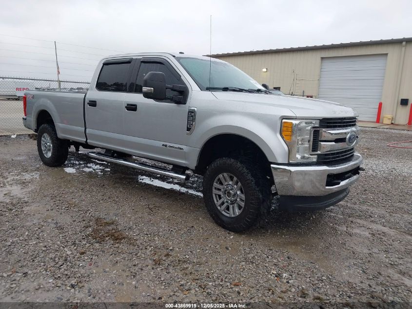 FORD F-250 XLT