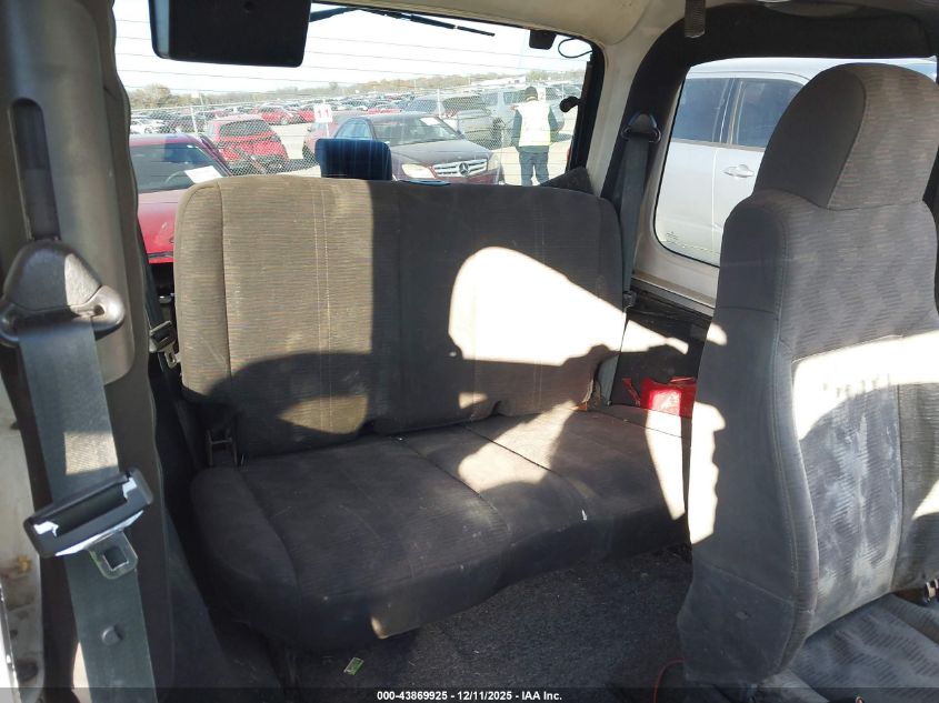 2004 Jeep Wrangler Se VIN: 1J4FA29144P746490 Lot: 43869925