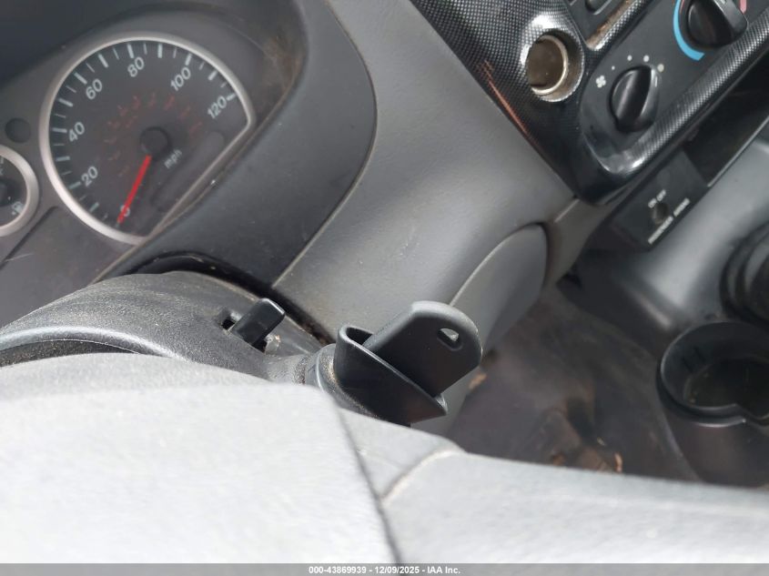 2004 Mazda B2300 VIN: 4F4YR12DX4TM04384 Lot: 43869939