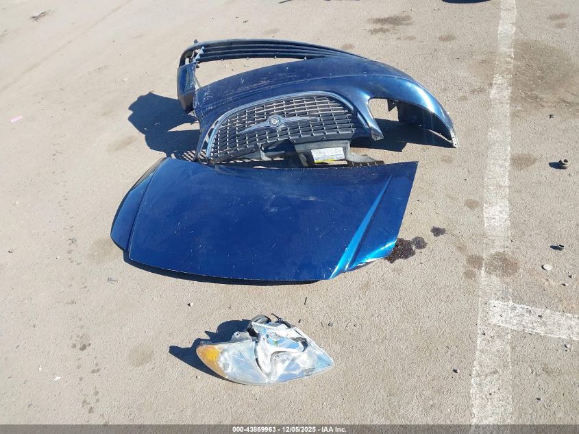 2002 Chrysler Town & Country Limited VIN: 2C8GP64LX2R748795 Lot: 43869963