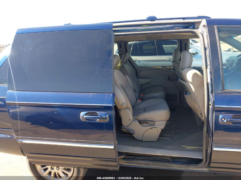 2002 Chrysler Town & Country Limited VIN: 2C8GP64LX2R748795 Lot: 43869963