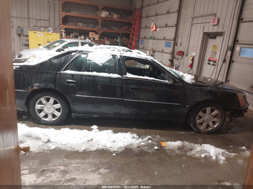 2007 Cadillac Dts V8 VIN: 1G6KD57Y87U174359 Lot: 43870151