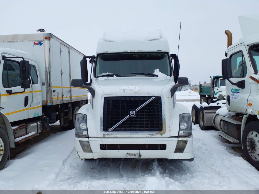 2015 Volvo Vn Vnl VIN: 4V4NC9EH9FN913162 Lot: 43870158