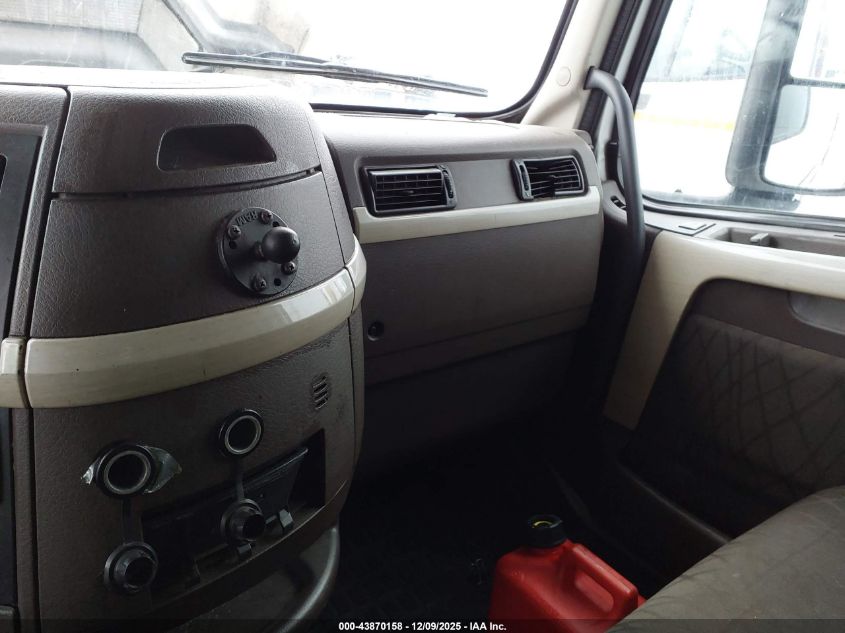 2015 Volvo Vn Vnl VIN: 4V4NC9EH9FN913162 Lot: 43870158