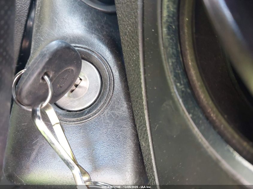 2009 Chevrolet Hhr Lt VIN: 3GNCA23B19S520725 Lot: 43870186