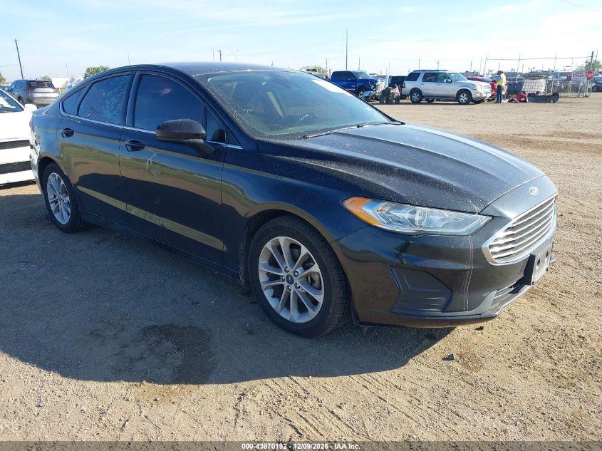 FORD FUSION SE