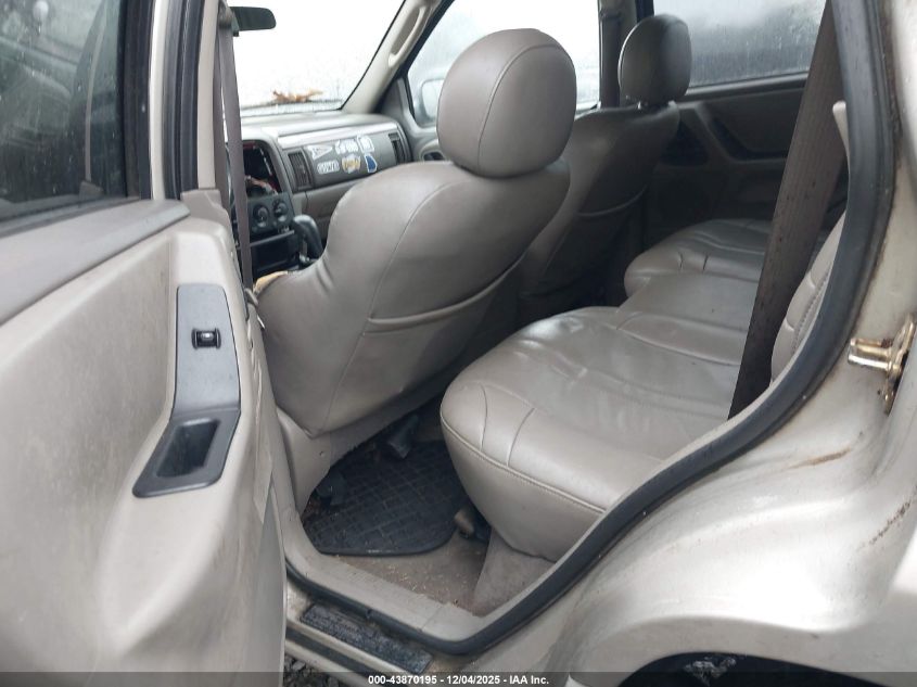 2004 Jeep Grand Cherokee Laredo VIN: 1J4GX48S14C187657 Lot: 43870195