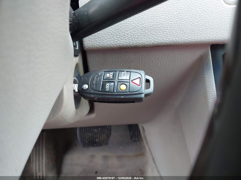 2006 Volvo Xc90 V8/Volvo Ocean Race Edition VIN: YV4CZ852561253259 Lot: 43870197