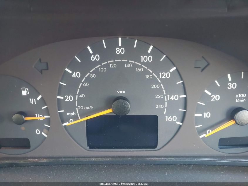 2000 Mercedes-Benz E 430 VIN: WDBJF70J6YB103068 Lot: 43870256