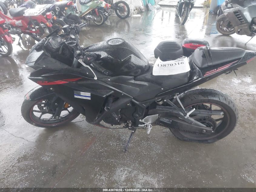2015 Yamaha Yzfr3 VIN: MH3RH06Y2FK001498 Lot: 43870316