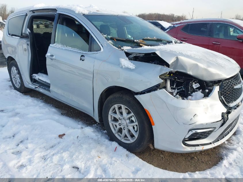 2026 Chrysler Pacifica - 2C4RC1BG5TR168290