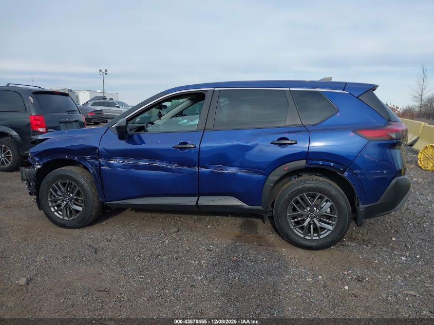 2023 Nissan Rogue S Fwd VIN: 5N1BT3AA0PC775105 Lot: 43870455