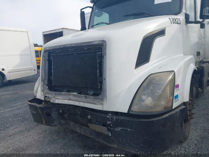 2005 Volvo Vn Vnl VIN: 4V4NC9TJ45N370632 Lot: 43870462